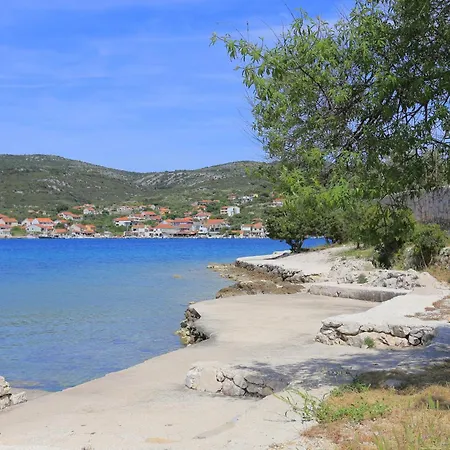 Appartement By The Sea Vinisce, Trogir - 24197 *