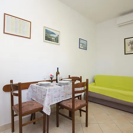 By The Sea Vinisce, Trogir - 24197 Appartement Vinišće